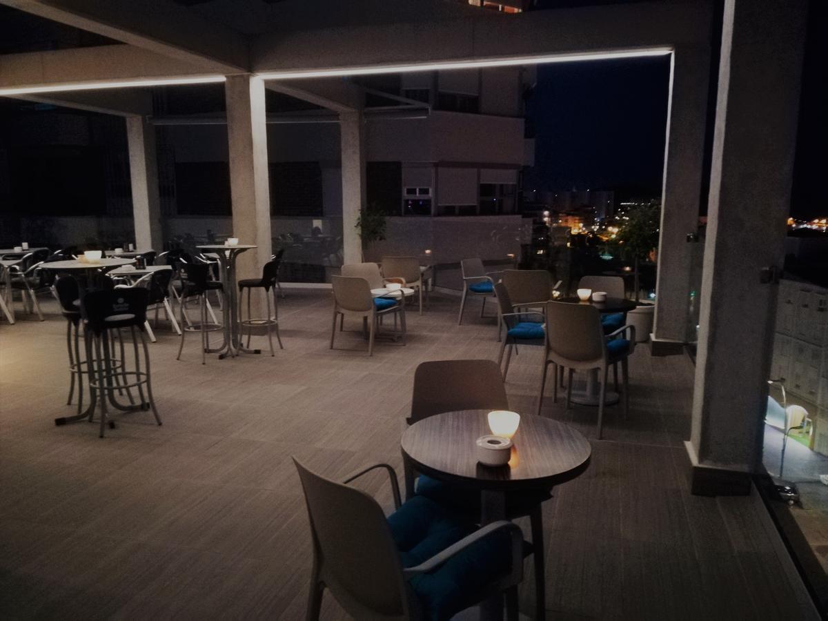 Hotel Censal Вилахойоса Екстериор снимка