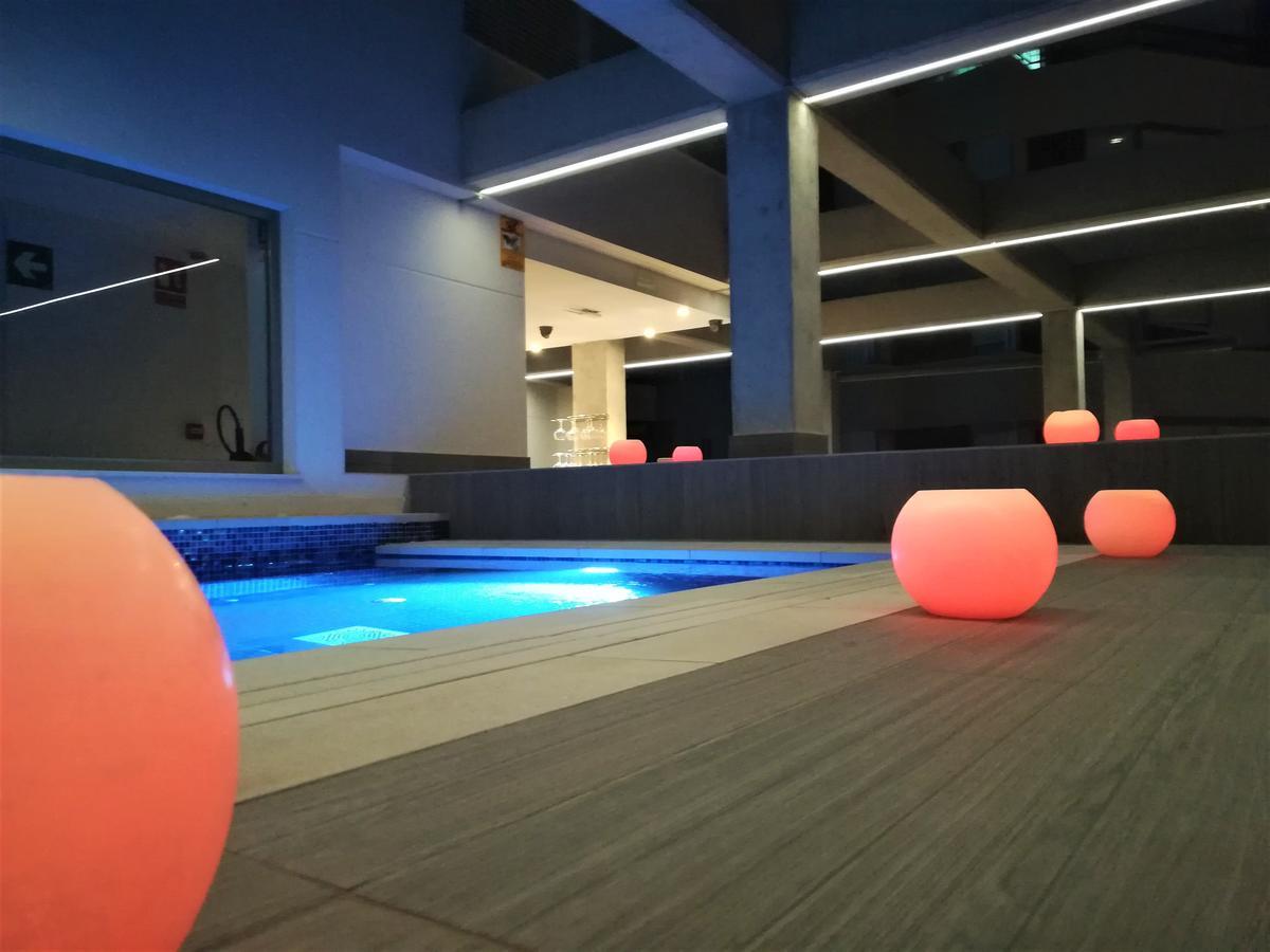 Hotel Censal Вилахойоса Екстериор снимка